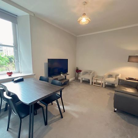 Two Bed Apartment EDI Eksteriør bilde