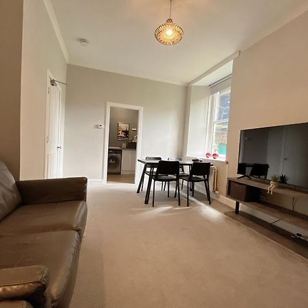 Two Bed Apartment EDI Eksteriør bilde