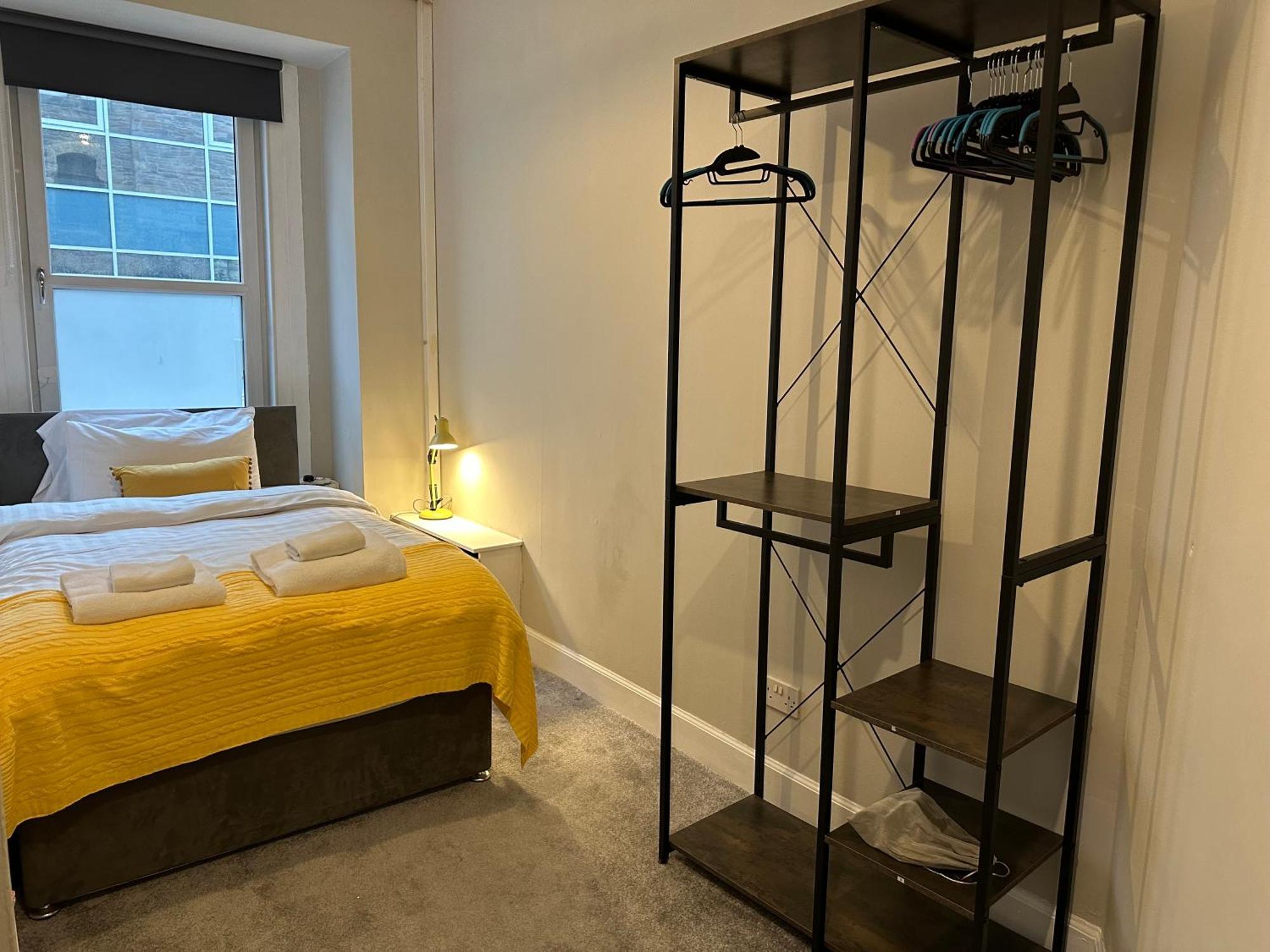 Two Bed Apartment EDI Eksteriør bilde