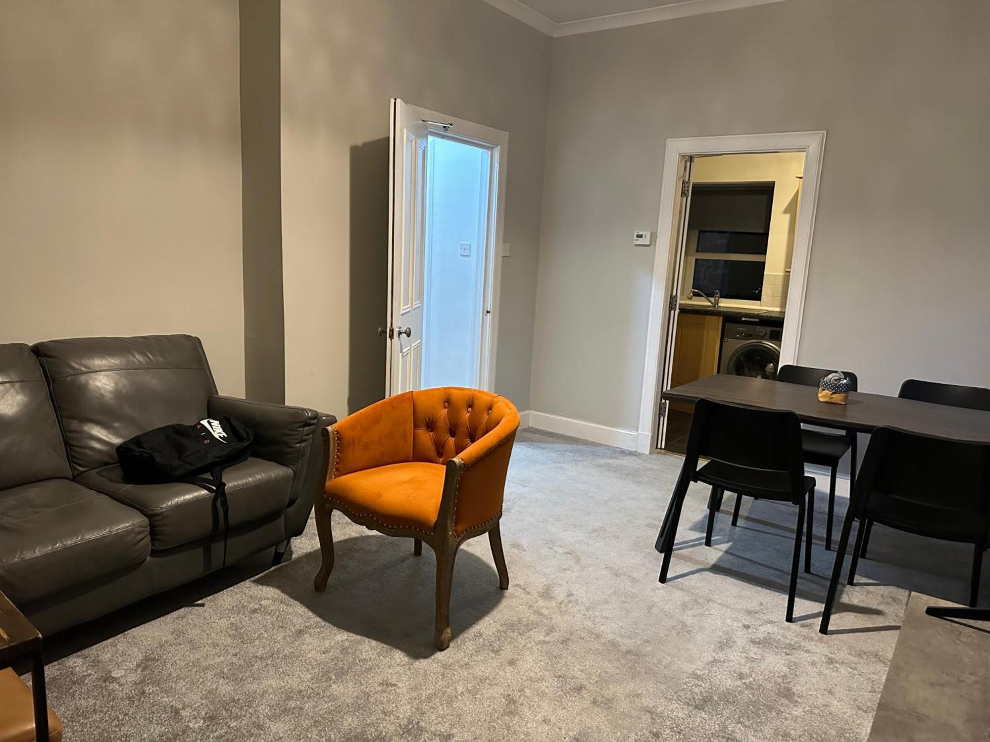 Two Bed Apartment EDI Eksteriør bilde