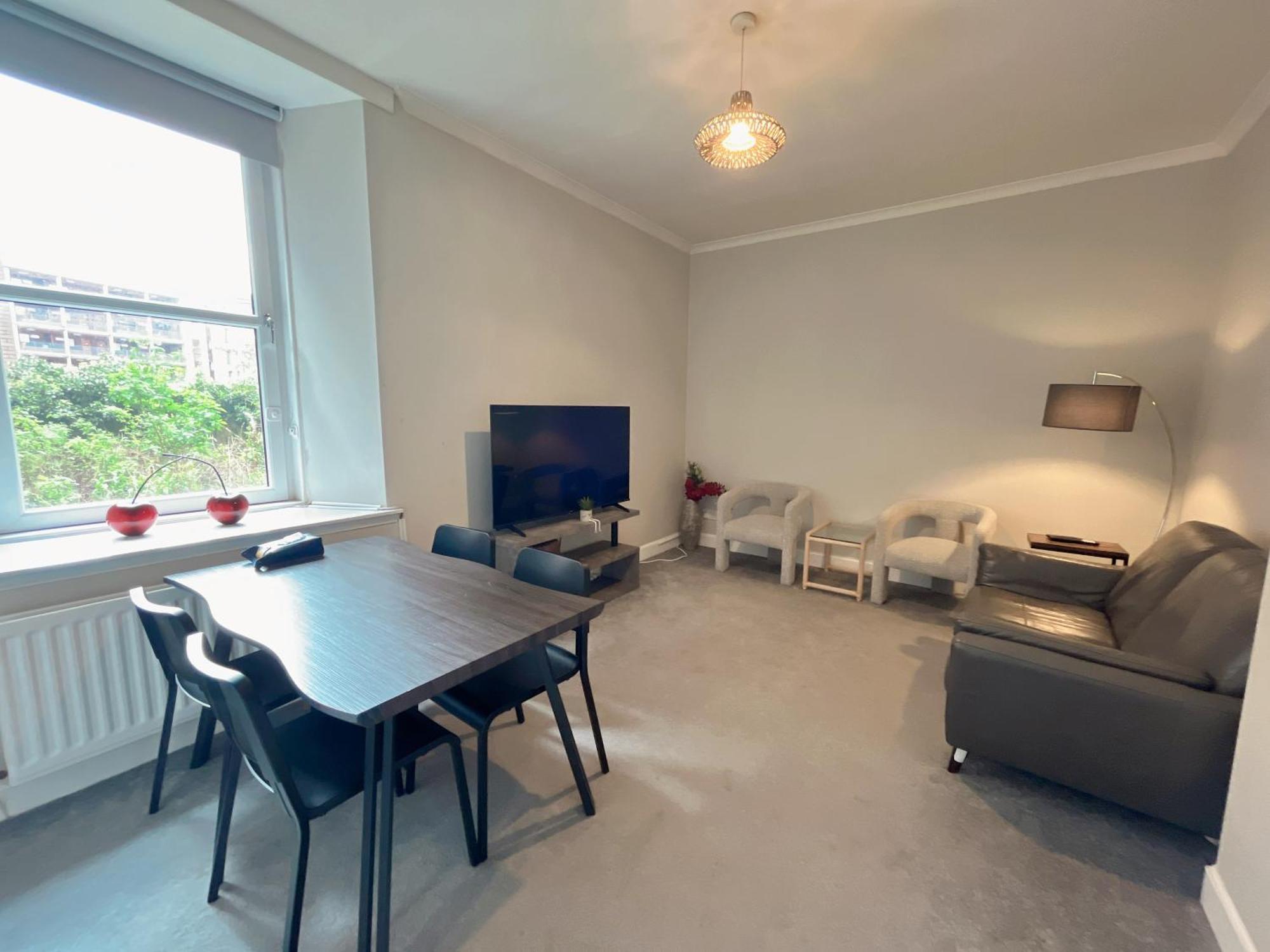 Two Bed Apartment EDI Eksteriør bilde