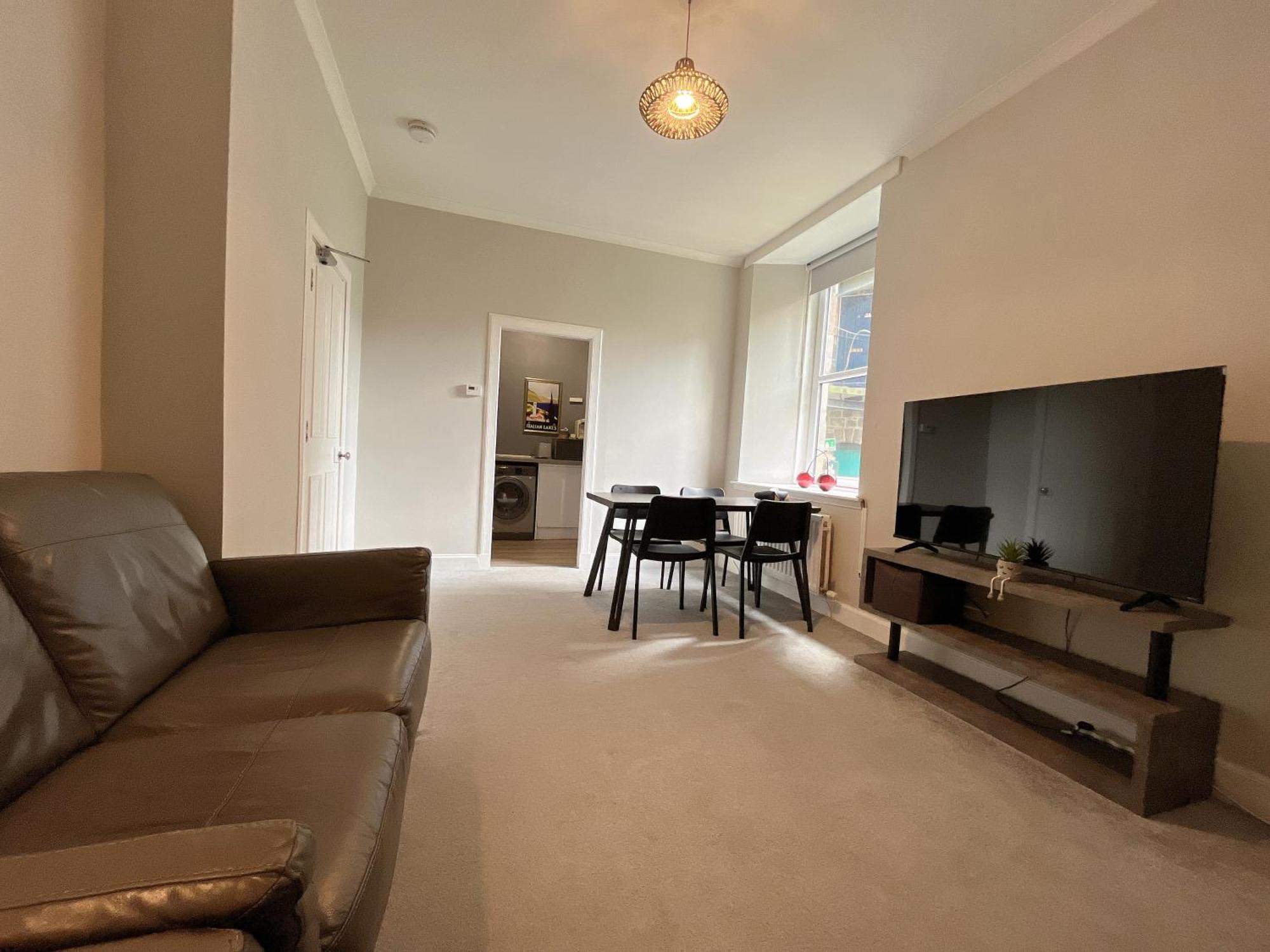 Two Bed Apartment EDI Eksteriør bilde